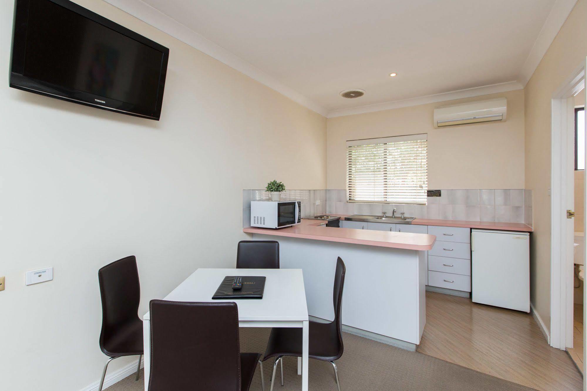 Lincoln Cottage Motor Inn Wagga Wagga Eksteriør bilde