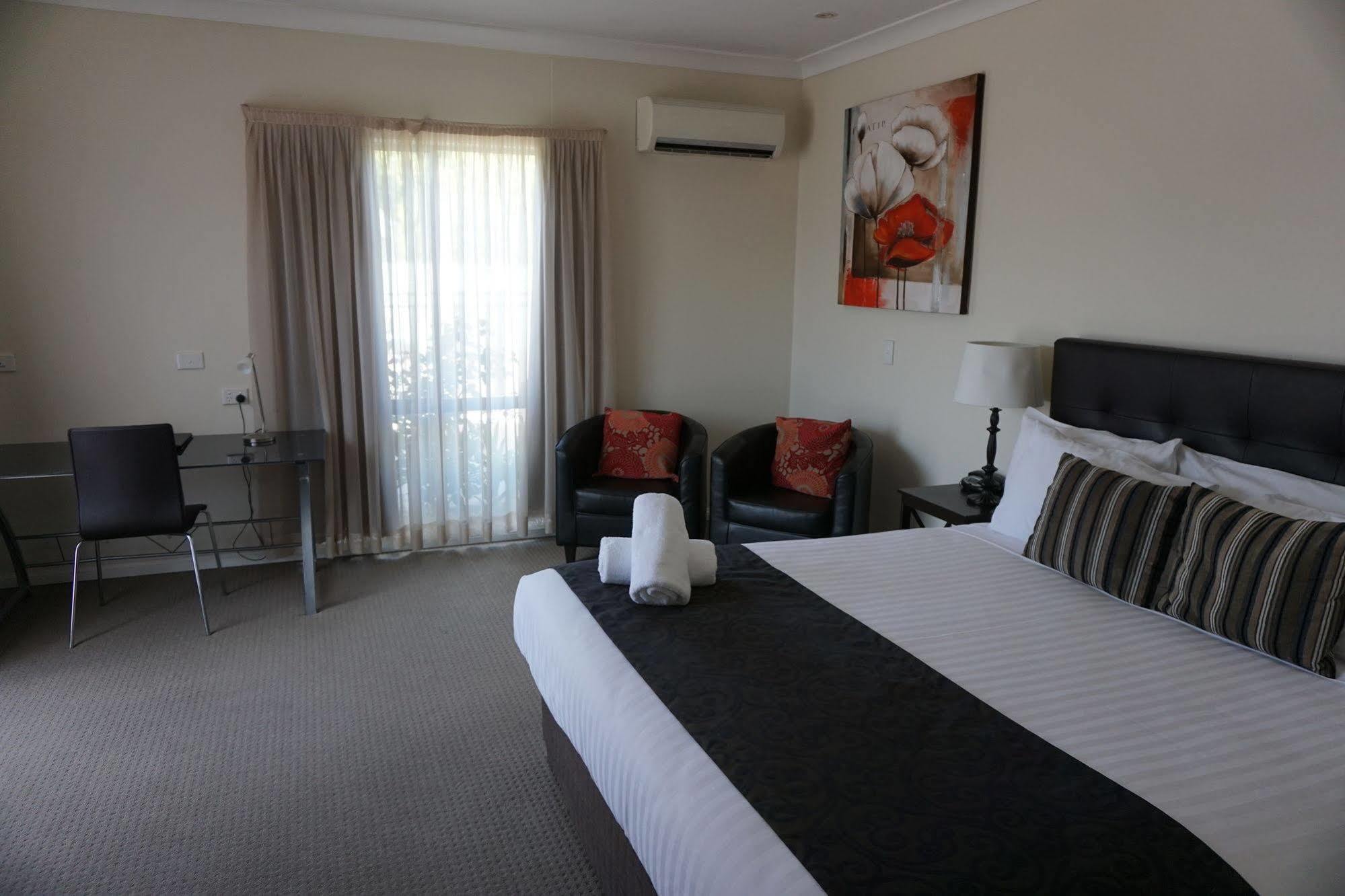Lincoln Cottage Motor Inn Wagga Wagga Eksteriør bilde