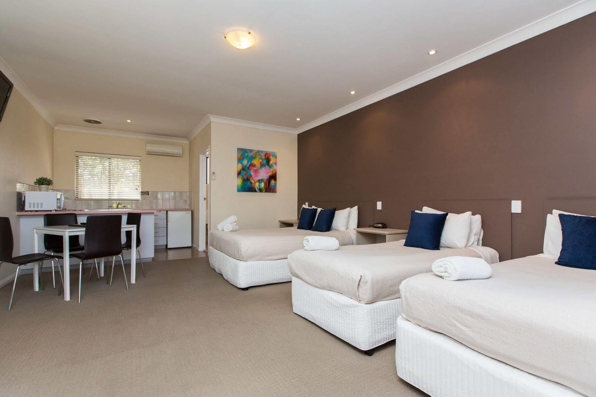 Lincoln Cottage Motor Inn Wagga Wagga Eksteriør bilde
